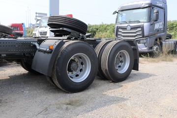 �й����� HOWO Max�ؿ� 530���� 6X4 LNGǣ����(Һ��)ͼƬ