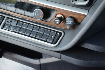 �й����� HOWO TH7�ؿ� 570���� 6X4 AMT�Զ���ǣ����(����)ͼƬ