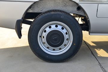 ���� ����Qһ��ʽ ������ 1.6L 120���� ���� 3.09�׵�����ʽ΢��(BJ5030XXY4JV6-73)ͼƬ