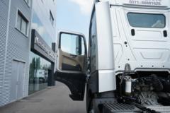 奔驰 Actros 重卡 优享版 480马力 6X4 AMT自动挡牵引车(国六)(BJ4266Y6DHL-A2)