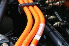 昊龙&nbsp;电动牵引车底盘图片