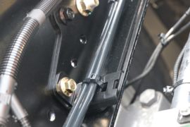 昊龙&nbsp;电动牵引车底盘图片