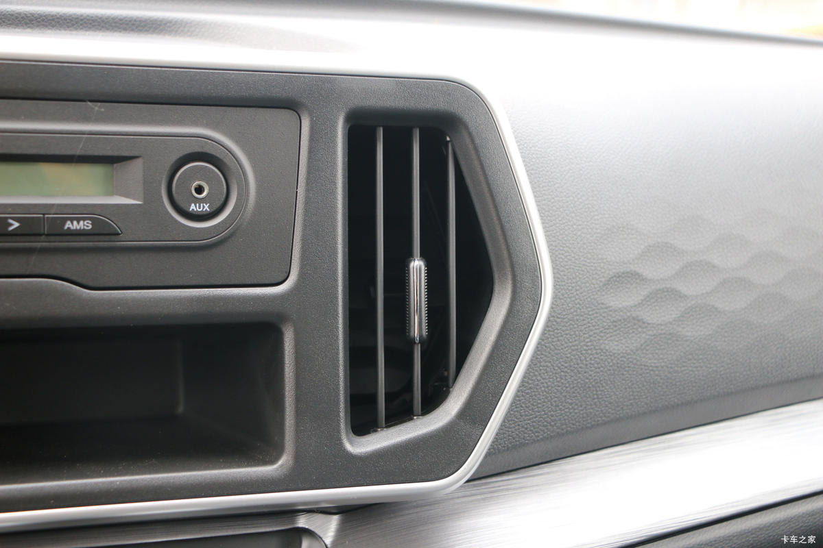  ³M60 2023  1.6L 105 CNG 2ջ()()ʻ