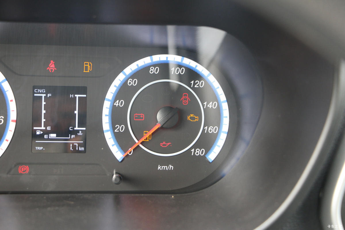  ³M60 2023  1.6L 105 CNG 2ջ()()ʻ