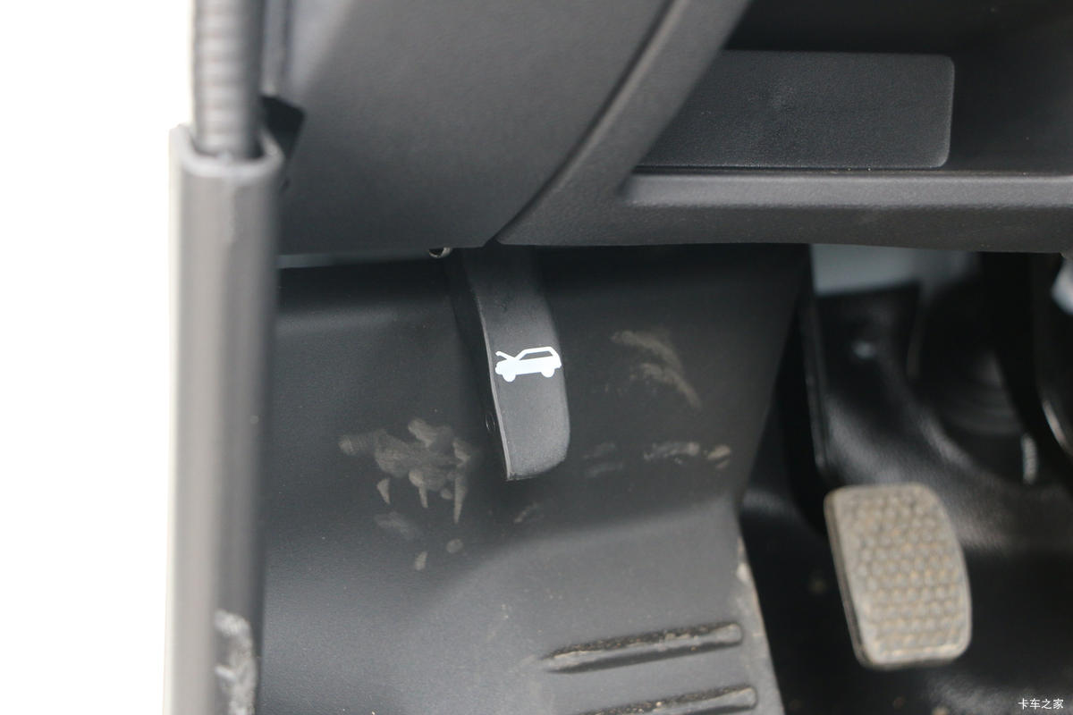  ³M60 2023  1.6L 105 CNG 2ջ()()ʻ