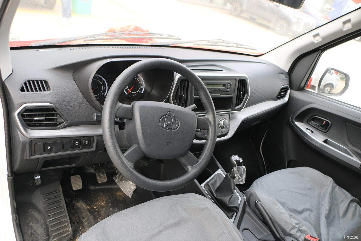  ³M60 2023  1.6L 105 CNG 2ջ()()ʻ