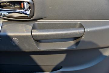 �ɵ���; GX ������ 1.6L 122���� ���� 3.02��˫������΢��ͼƬ