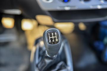 �ɵ���; GX ������ 1.6L 122���� ���� 3.02��˫������΢��ͼƬ