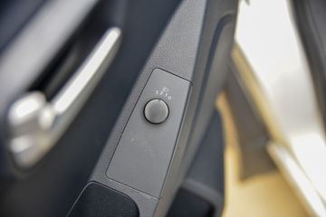 ���� ����V3 2.0L 144���� ���� 3.7�׵�������΢��(����)ͼƬ