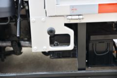 福田 欧马可X 122马力 3.95米排半栏板轻卡(BJ1044VAJA6-3A)