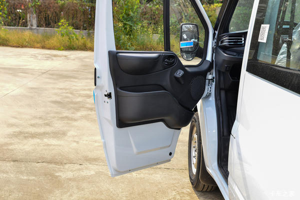 疯狂促销,直降0.7万!肇庆市福顺中VAN(大面包)系列优惠价