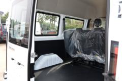 江铃汽车 福顺 2023款 146马力 2.0T柴油 短轴 6座 中高顶多用途乘用车