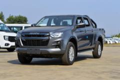 新款铃拓自动挡促销力度超大，两驱四驱现车都有现车