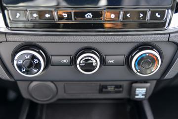 ʮ  2023 캽 2.5T 150 Զ ˫ƤͼƬ