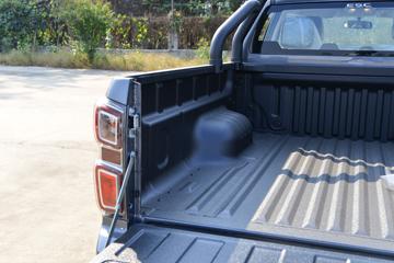 ʮ  2023 캽 2.5T 150 Զ ˫ƤͼƬ