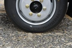 解放 虎VH 160马力 4.3米排半仓栅式载货车(CA5121CCYP40K42L2E6A84)