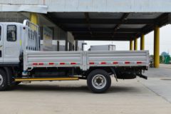 解放 虎6G 140马力 3.82米排半栏板轻卡(法士特8档)