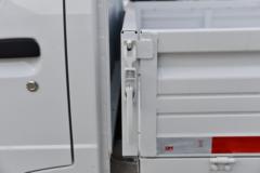 SRM鑫源 T1LEV 1.6T 2.44米单排纯电动栏板微卡(JKC1021D0X0BEV)16.8kWh