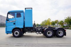 三一重卡 江山SE 6X4 换电式纯电动牵引车437kWh