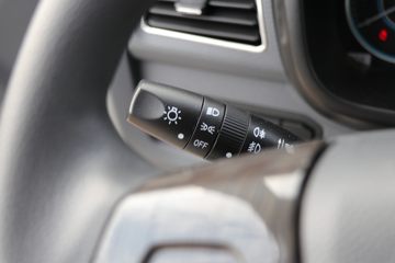  M Pro 1.6L 122  3.3Űʽ΢(BJ5032XYK5PV5-11)ͼƬ