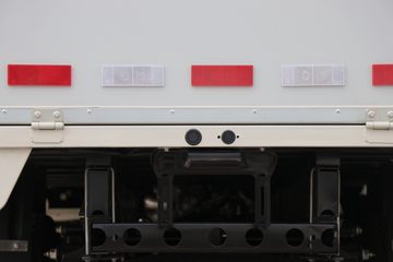 ���� ����M Pro 1.6L 122���� ���� 3.3���Ű���������ʽ΢��(BJ5032XYK5PV5-11)ͼƬ