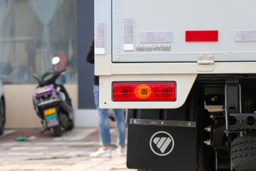 ���� ����M Pro 1.6L 122���� ���� 3.3���Ű���������ʽ΢��(BJ5032XYK5PV5-11)ͼƬ