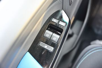 ���� ŷ����S1 ��ӯ�� 158���� 4.17��AMT�Զ������Ų�դʽ�ῨͼƬ