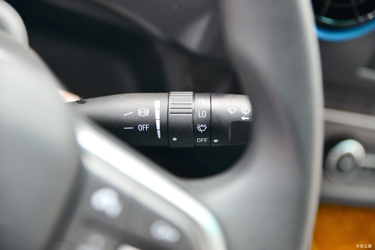 ���� ŷ����S3 170���� 4.8���Ű��դʽ�Ῠ(BJ5128CCYGJFA-AB1)��ʻ��                                               