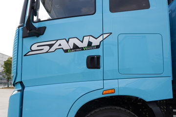 ��һ�ؿ� ��ɽSE 6X4 ����ʽ���綯ǣ����291kWhͼƬ