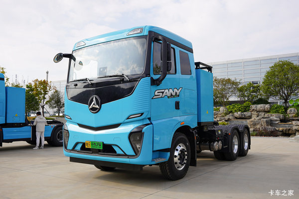 三一重卡江山SE 标载版 6X4 纯电动牵引车 国轩600kWh