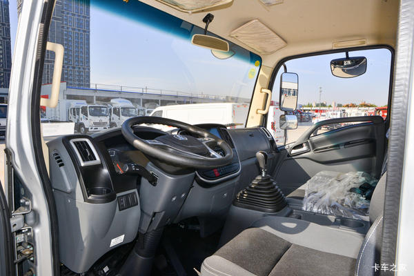 购德龙K3000载货车 享高达0.5万优惠