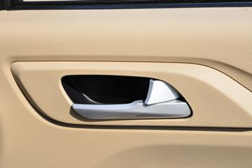 ������Խ ��Խ��V7EV ������ 2.9T 2�� 4.8�״��綯��ʽ���䳵(�Կ���)38.64kWhͼƬ