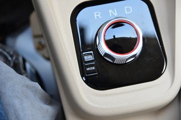 ������Խ ��Խ��V7EV ������ 2.9T 2�� 4.8�״��綯��ʽ���䳵(�Կ���)38.64kWhͼƬ