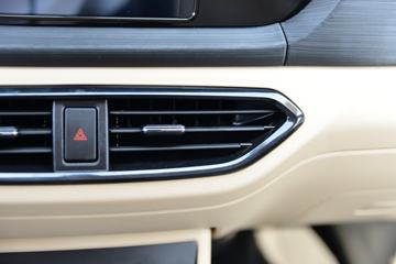 ������Խ ��Խ��V7EV ������ 2.9T 2�� 4.8�״��綯��ʽ���䳵(�Կ���)38.64kWhͼƬ