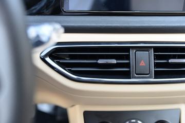 ������Խ ��Խ��V7EV ������ 2.9T 2�� 4.8�״��綯��ʽ���䳵(�Կ���)38.64kWhͼƬ