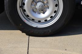 跨越星V7EV&nbsp;电动封闭厢货底盘图片