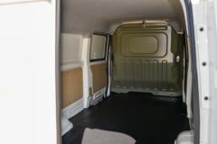 长安跨越 跨越星V7EV 智享型 2.9T 2座 4.8米纯电动厢式运输车(对开门)38.64kWh