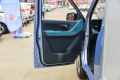 福田 祥菱Q一体式 豪华型 1.6L 120马力 汽油 3.09米单排厢式微卡(BJ5030XXY4JV6-73)