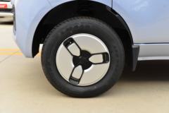 福田 祥菱Q一体式 豪华型 1.6L 120马力 汽油 3.09米单排厢式微卡(BJ5030XXY4JV6-73)