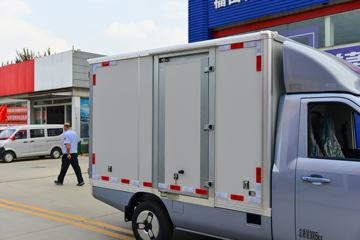 ���� ����Qһ��ʽ ������ 1.6L 120���� ���� 3.09�׵�����ʽ΢��(BJ5030XXY4JV6-73)ͼƬ