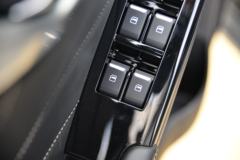 江西五十铃 D-MAX V-CROSS 2023款 畅领型 1.9T柴油 177马力 四驱自动 双排皮卡