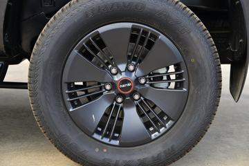 ʮ D-MAX V-CROSS 2023  1.9T 177 Զ ˫ƤͼƬ