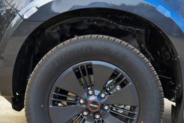 ʮ D-MAX V-CROSS 2023  1.9T 177 Զ ˫ƤͼƬ