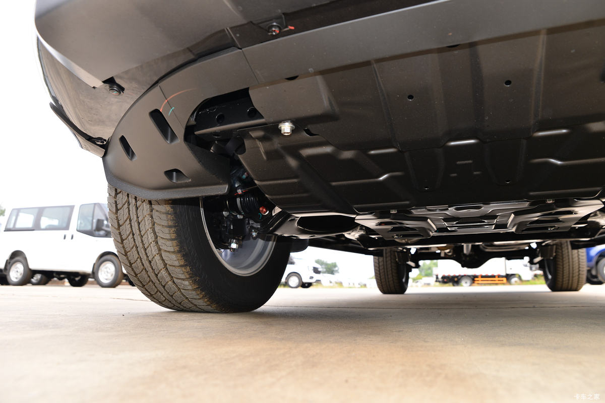 ʮ D-MAX V-CROSS 2023  1.9T 177 Զ ˫Ƥ                                                