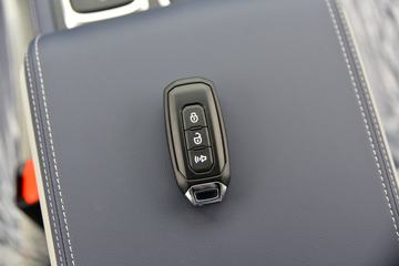 ���� ��� ȫ���� ������ 2.3T���� 177���� �Զ����� ����˫��Ƥ��ͼƬ