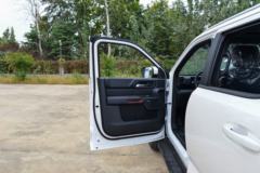 江铃 大道 敢探者 无界款 2.3T柴油 177马力 自动四驱 标轴双排皮卡