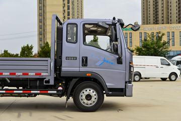 �й�����HOWO ͳ˧ 140���� 3.85���Ű������Ῠ(����)(��ʿ��8��)(ZZ1047G3215F144B)ͼƬ