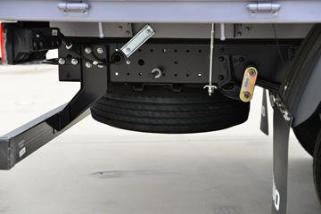 �й�����HOWO ͳ˧ 140���� 3.85���Ű������Ῠ(����)(��ʿ��8��)(ZZ1047G3215F144B)ͼƬ