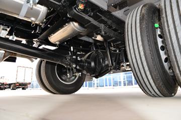 �й�����HOWO ͳ˧ 140���� 3.85���Ű������Ῠ(����)(��ʿ��8��)(ZZ1047G3215F144B)ͼƬ