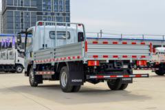 中国重汽HOWO 统帅 140马力 4.15米单排栏板轻卡(国六)(4.33速比)(ZZ1047G3215F144B) 中国重汽HOWO 统帅 140马力 4.15米单排栏板轻卡(国六)(4.33速比)(ZZ1047G3215F144B)